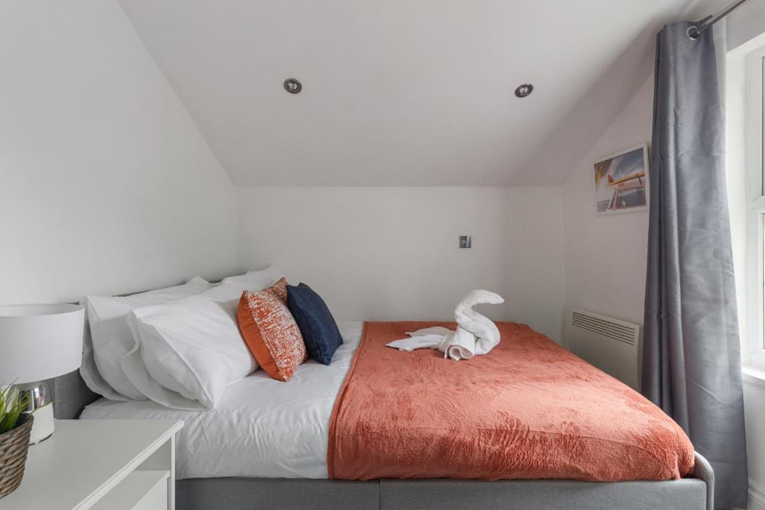 Photo of Bedroom in East Acton