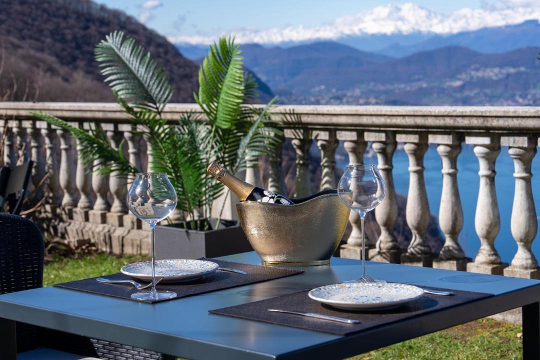 Photo of Patio Balcony in Lanzo d'Intelvi