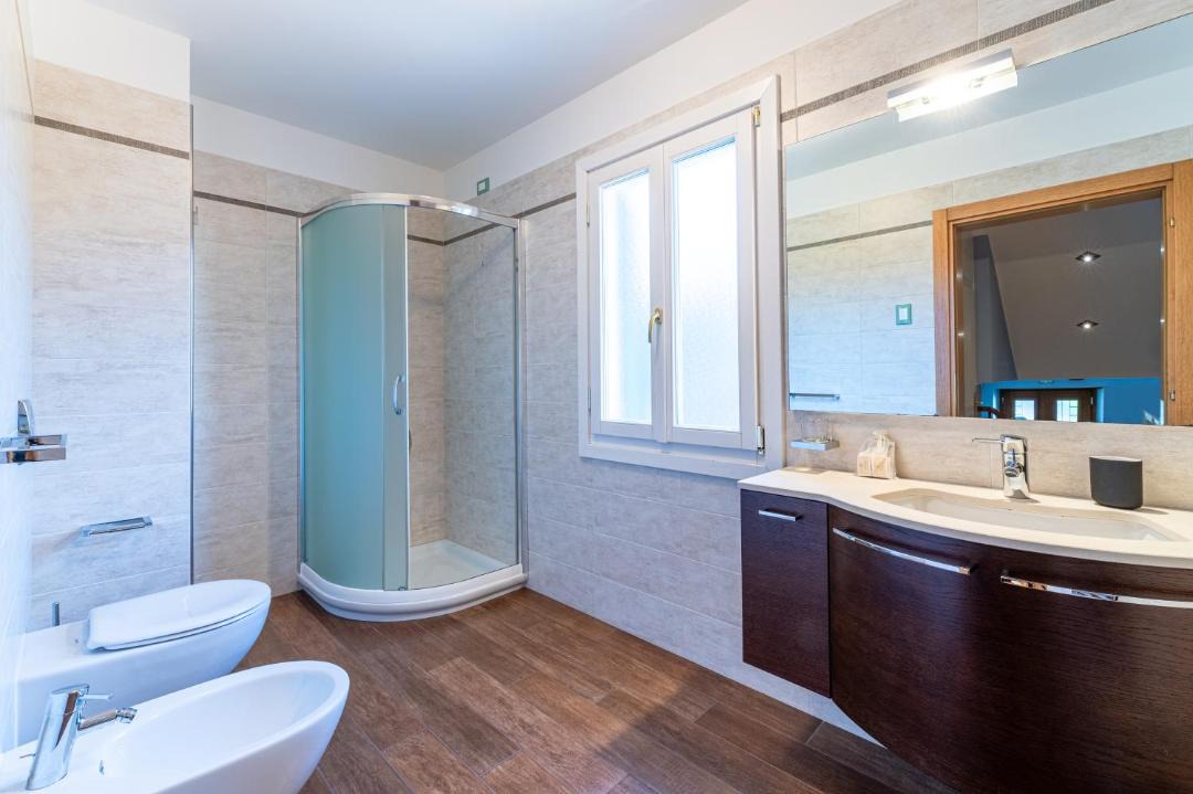Photo of Bathroom in Ovaro