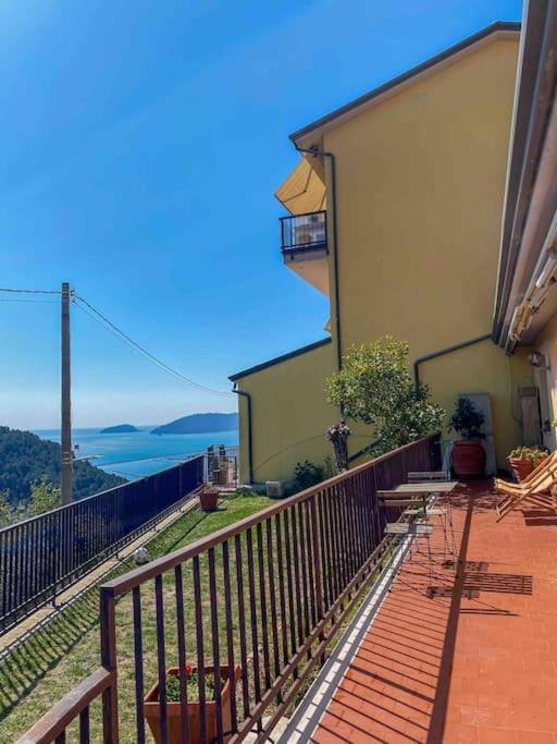 Photo of Patio Balcony in Pitelli