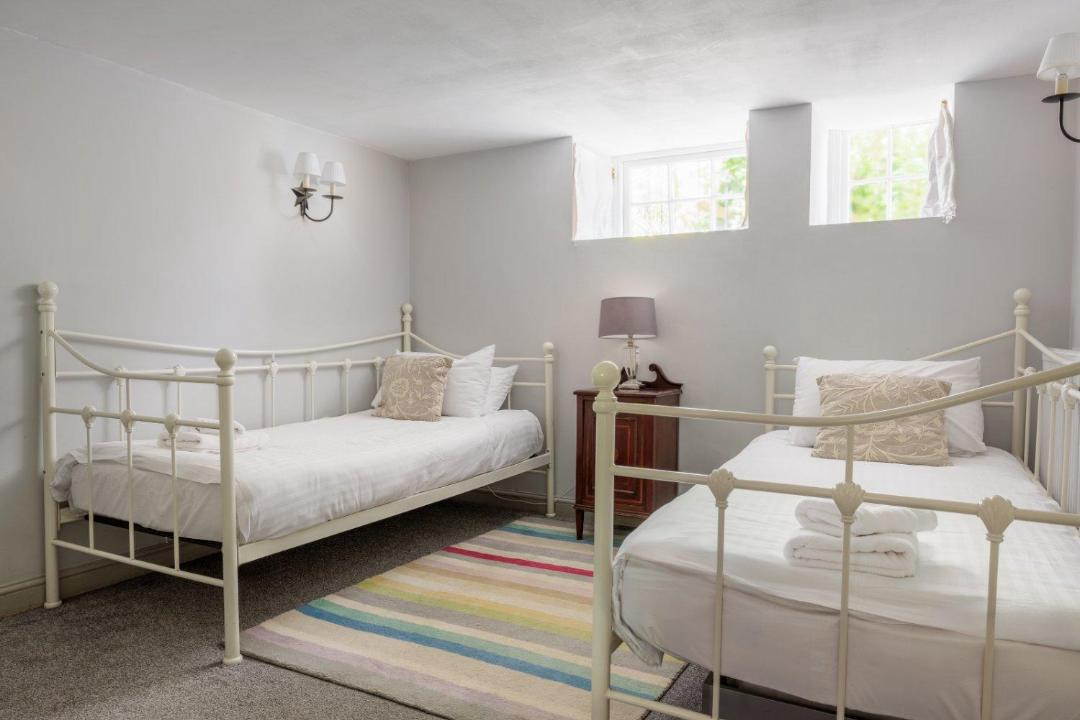 Photo of Bedroom in Box