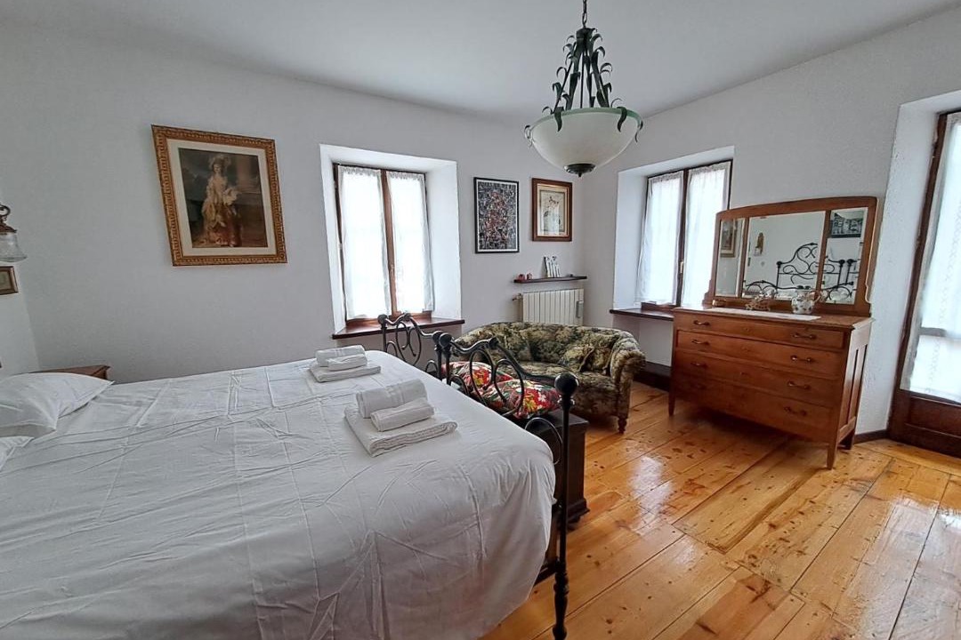 Photo of Bedroom in Brusson