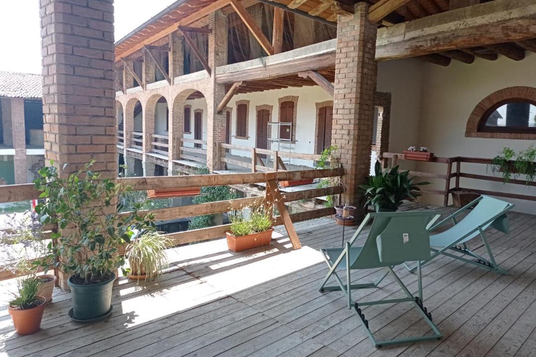 Photo of Patio Balcony in Telgate