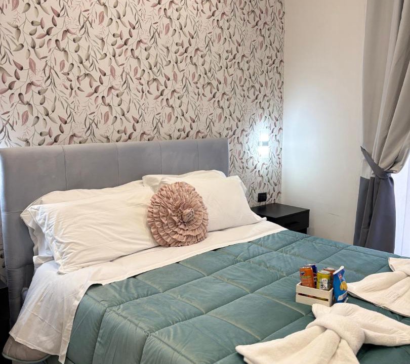 Photo of Bedroom in Naples City Centre