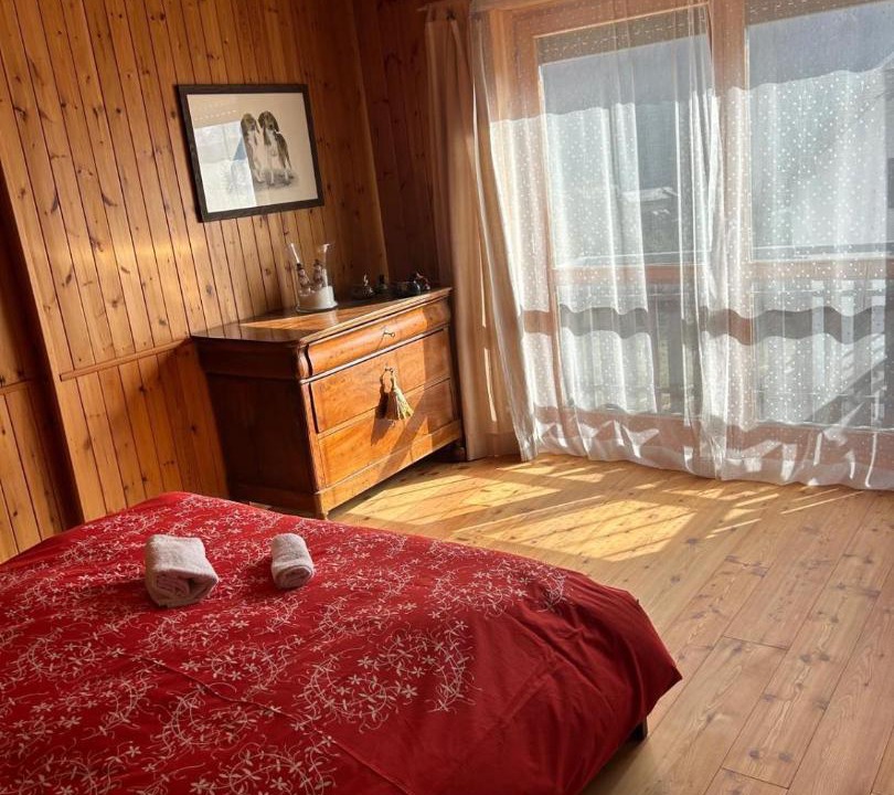 Photo of Bedroom in Antagnod