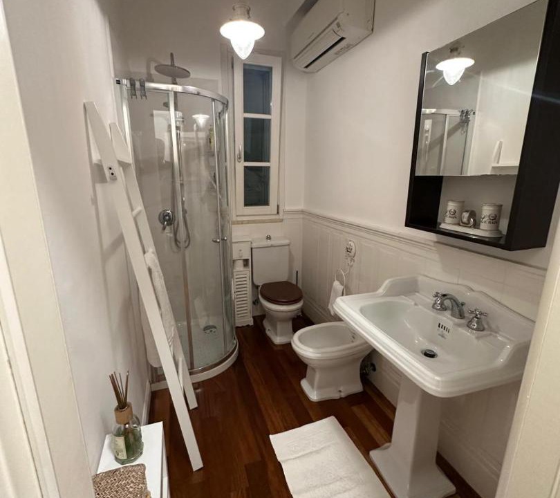 Photo of Bathroom in Livorno