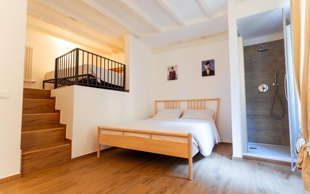 Photo of Bedroom in Lecco