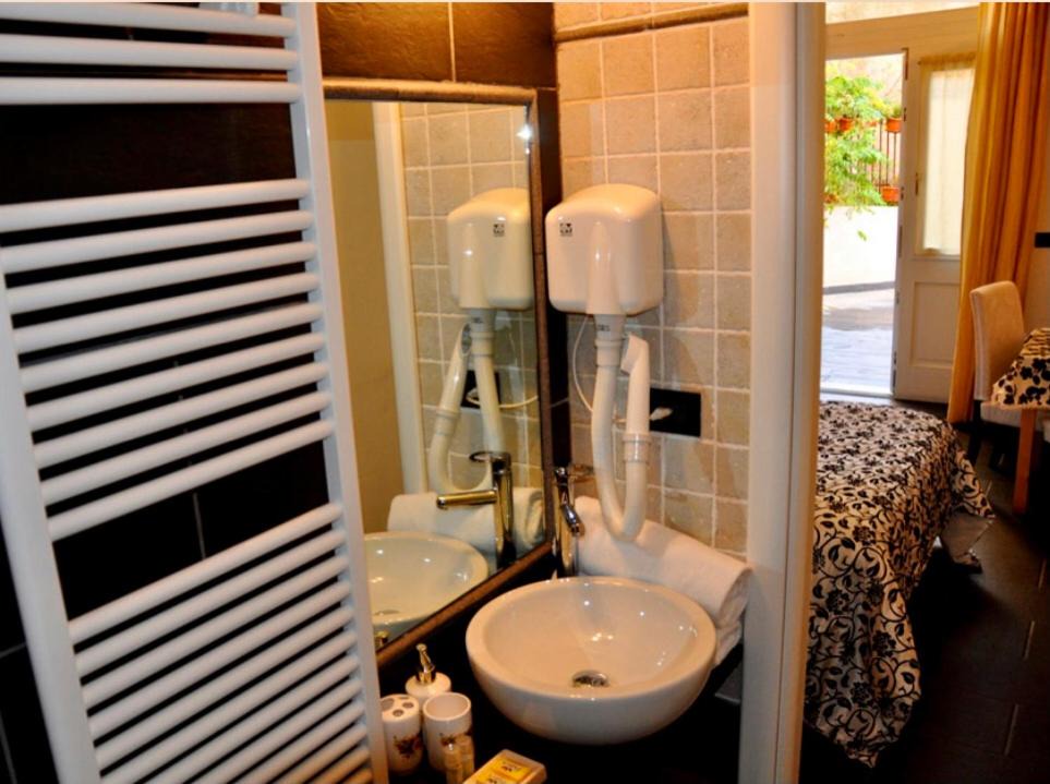 Photo of Bathroom in Borgo Antico