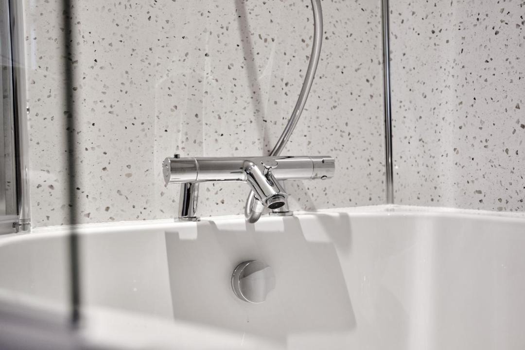 Photo of Bathroom in Armoy