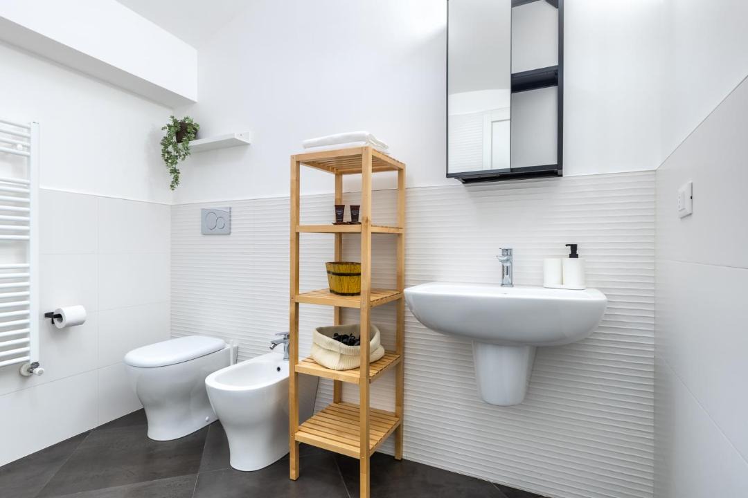 Photo of Bathroom in Roman Quarter