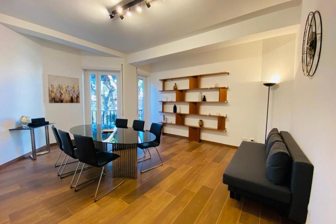 Photo of Livingroom in EUR