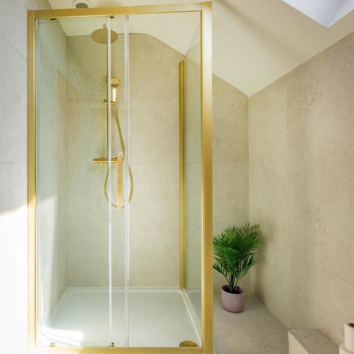 Photo of Bathroom in Queens Quarter