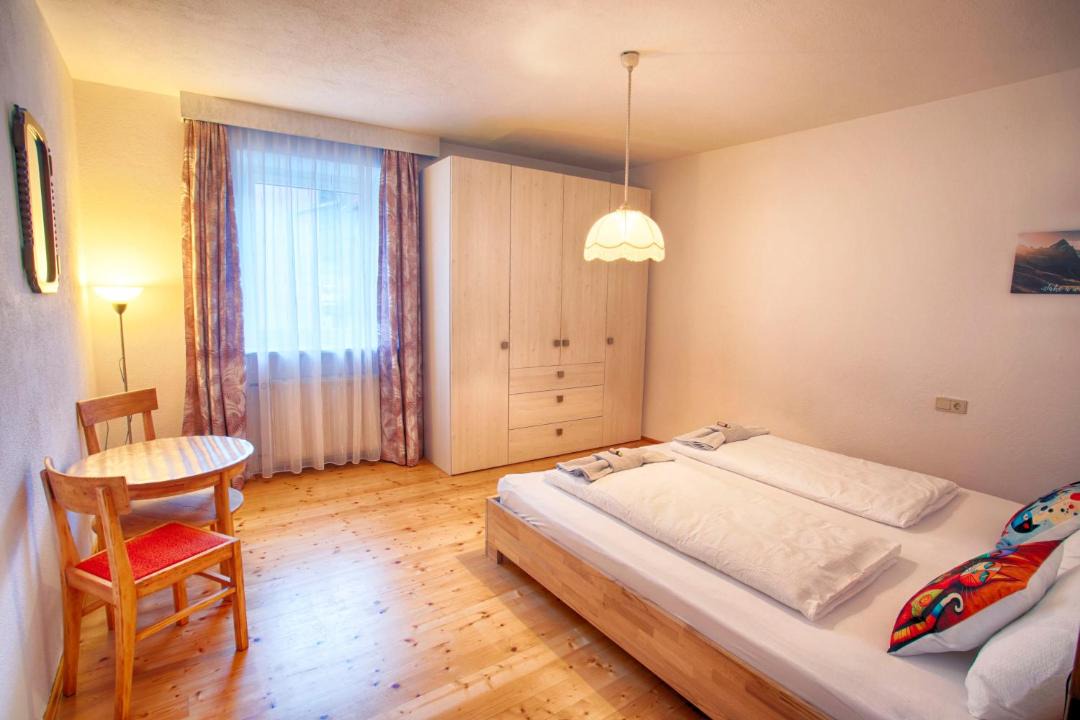 Photo of Bedroom in Laas