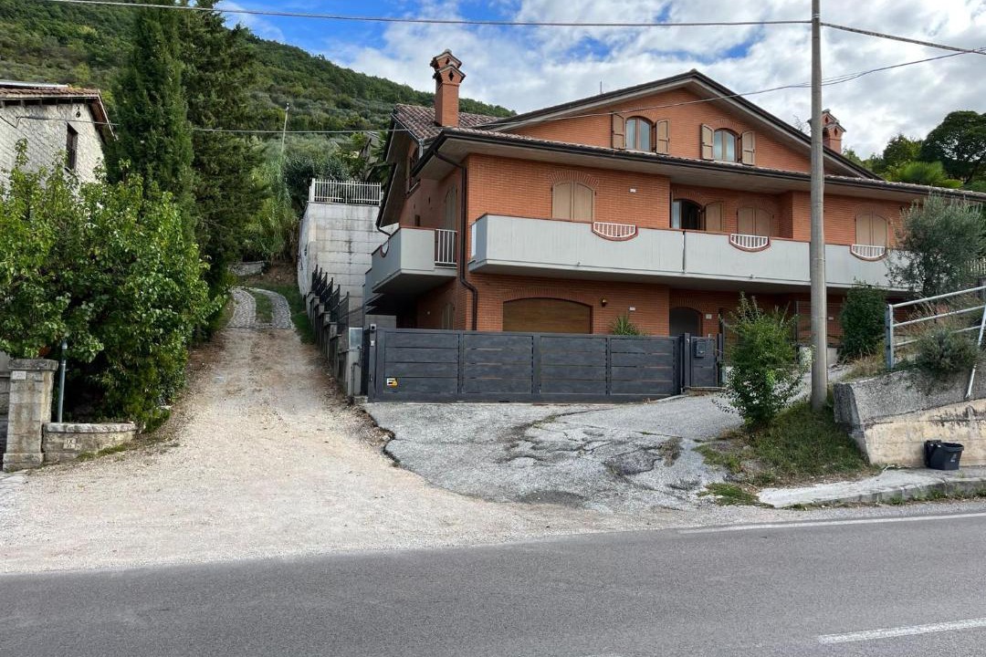 Photo of Others in Nerbisci