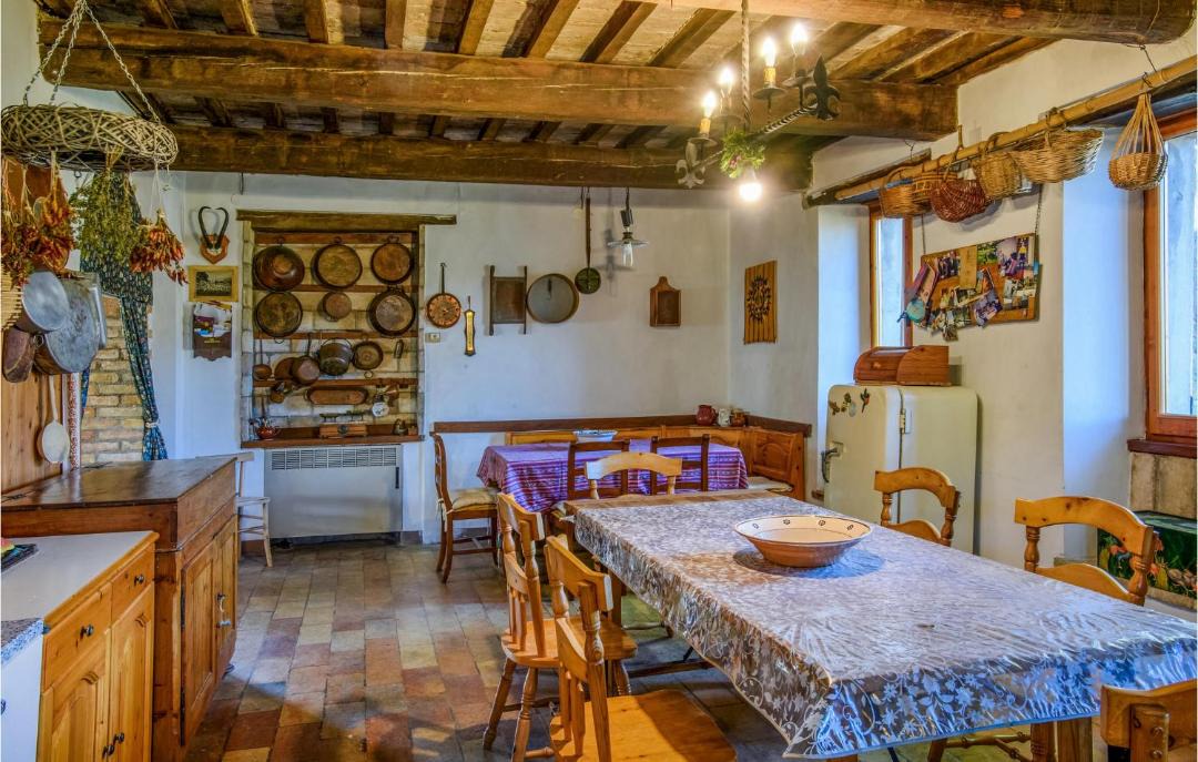 Photo of Kitchen in Acqualagna