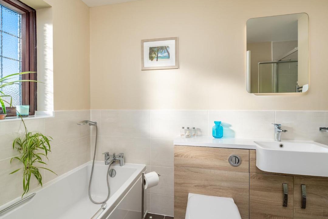 Photo of Bathroom in Shabbington