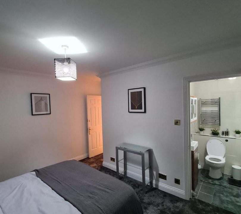 Photo of Bedroom in Brondesbury