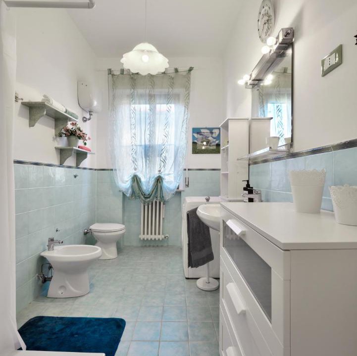 Photo of Bathroom in Poggio San Marcello