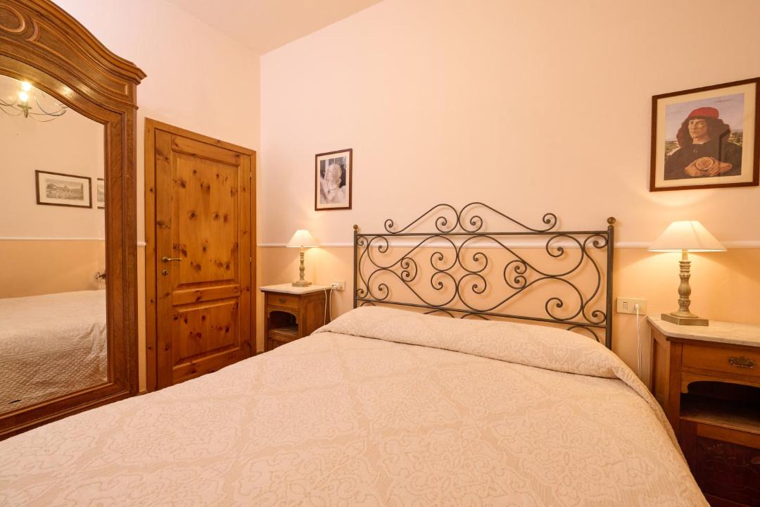 Photo of Bedroom in Montespertoli