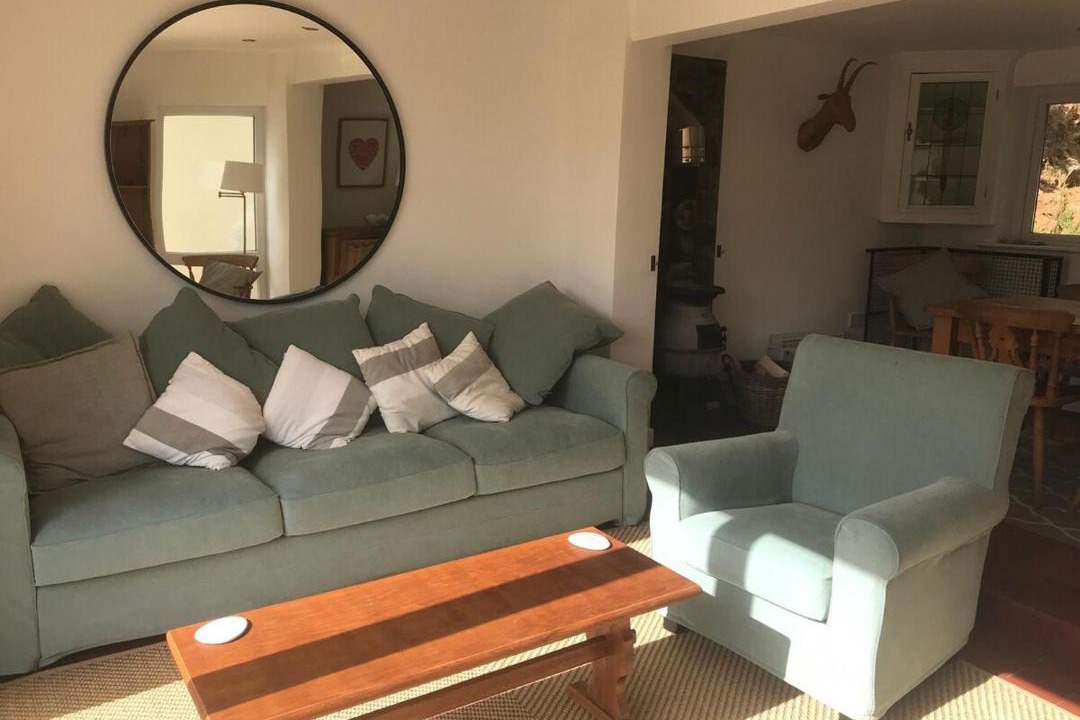 Photo of Livingroom in Crynant