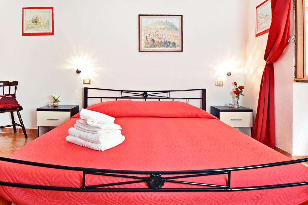 Photo of Bedroom in Bosa Historic Centre
