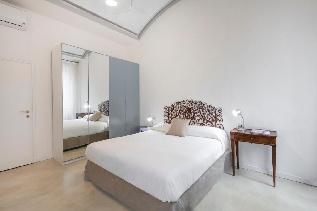 Photo of Bedroom in Magenta