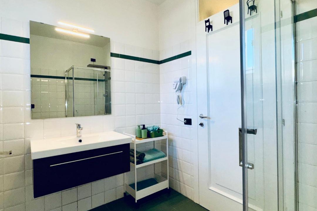 Photo of Bathroom in Crema