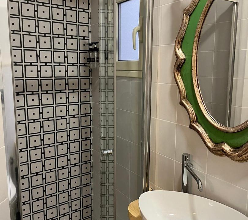 Photo of Bathroom in Esquilino