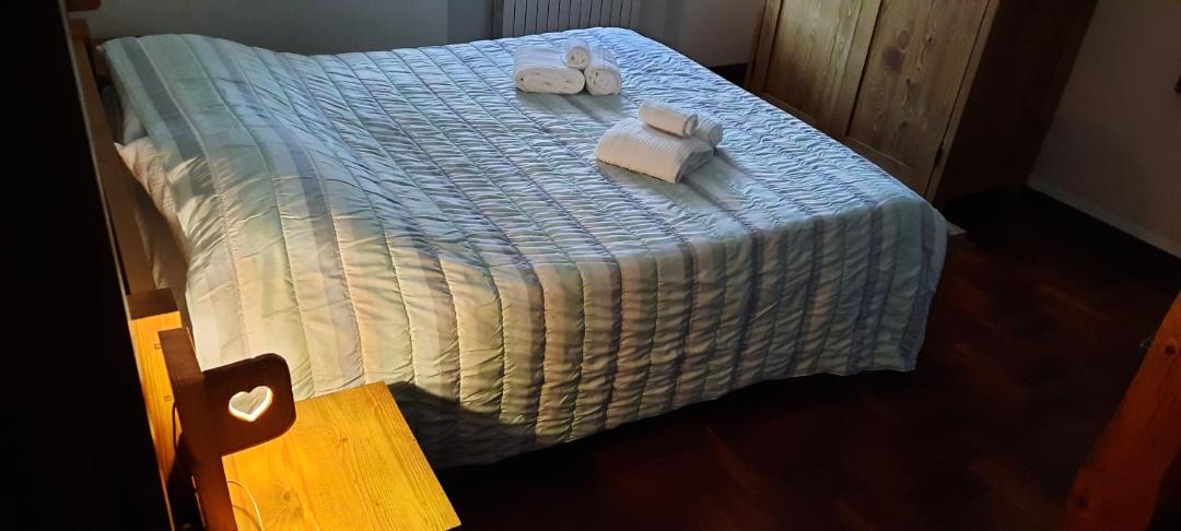 Photo of Bedroom in Nus