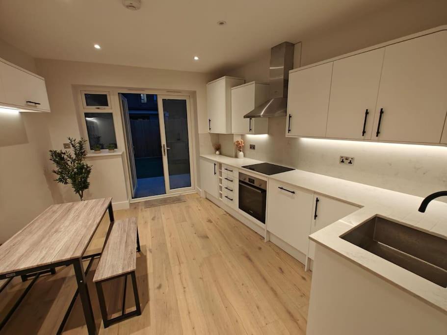Photo of Kitchen in North Acton