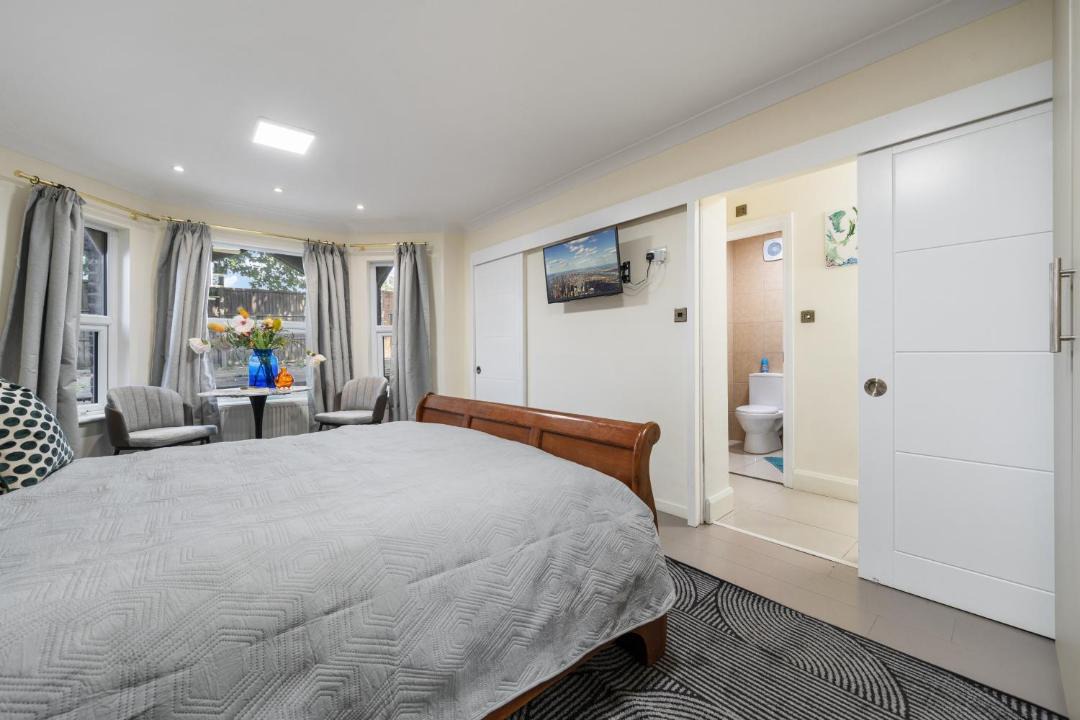 Photo of Bedroom in East Acton