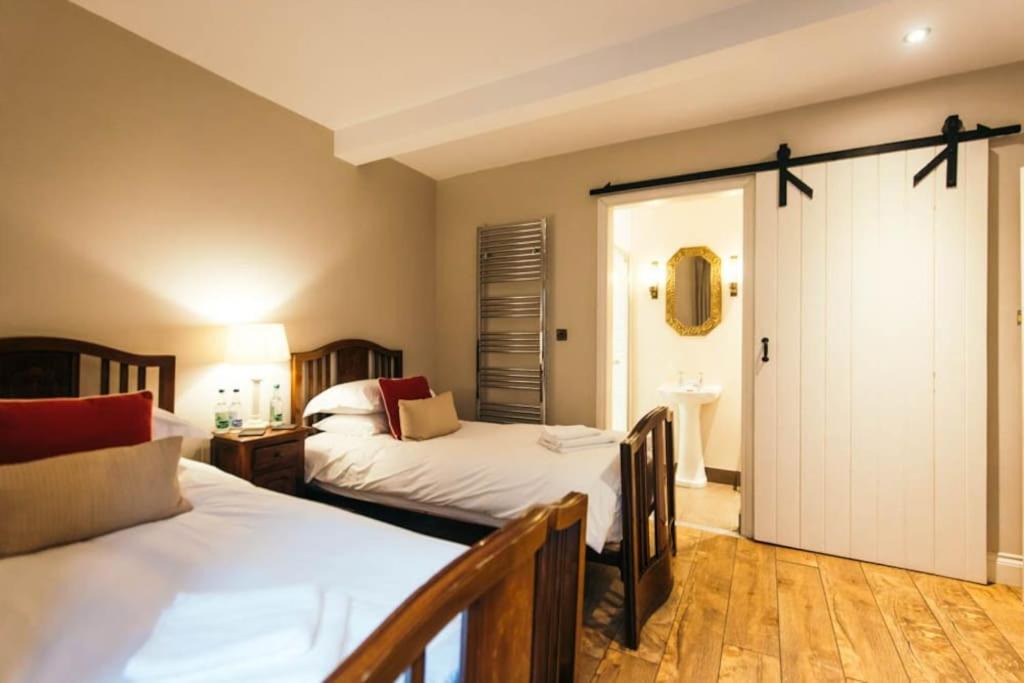 Photo of Bedroom in Bailliesmill