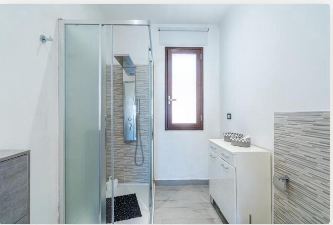 Photo of Bathroom in Carrozziere