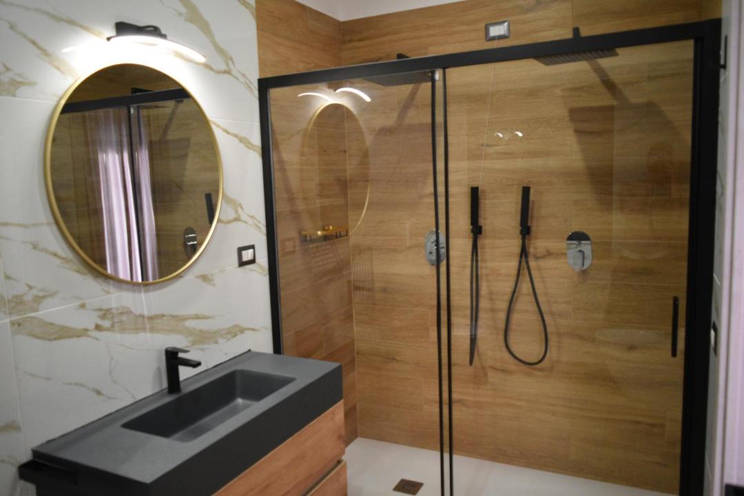 Photo of Bathroom in Eboli