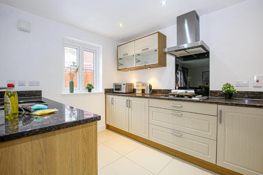 Photo of Kitchen in Deanshanger