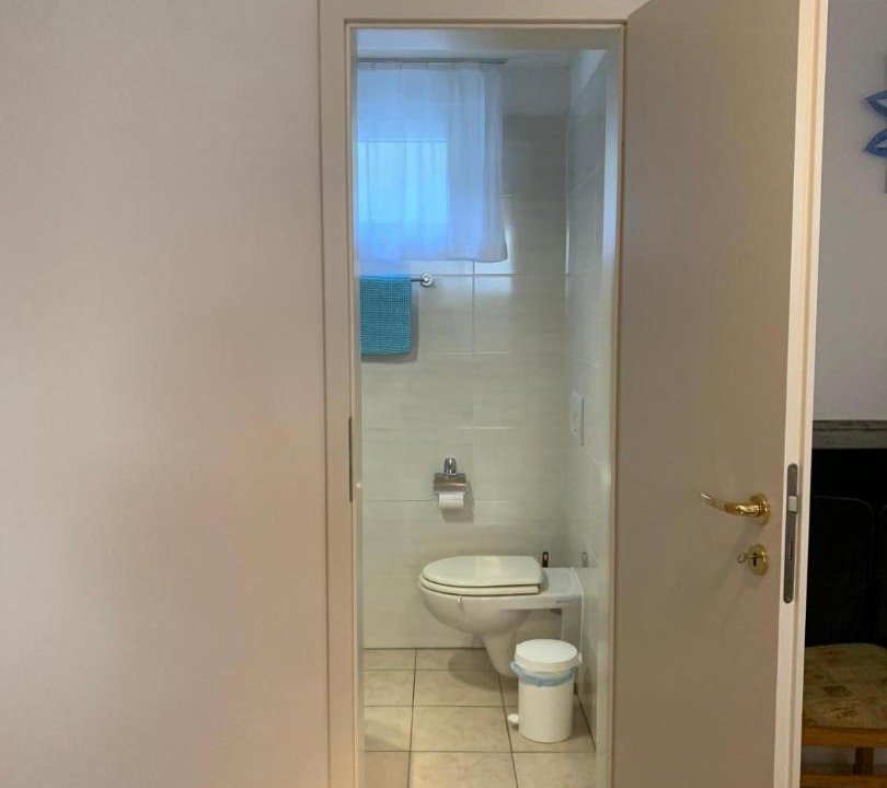 Photo of Bathroom in Contone