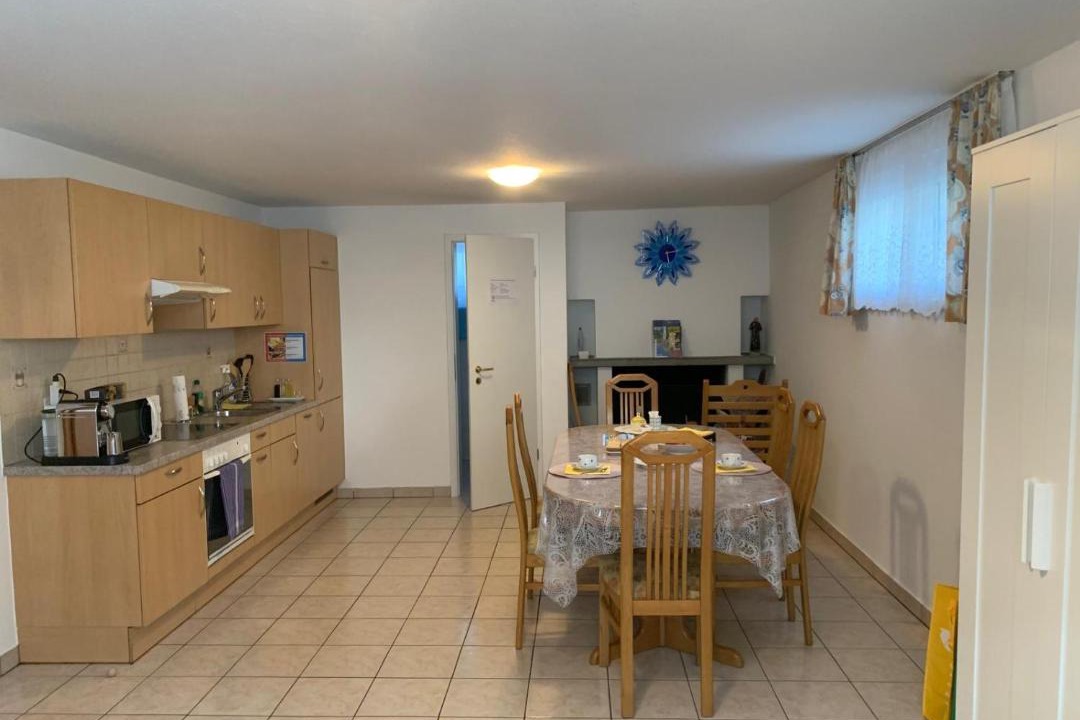 Photo of Kitchen in Contone