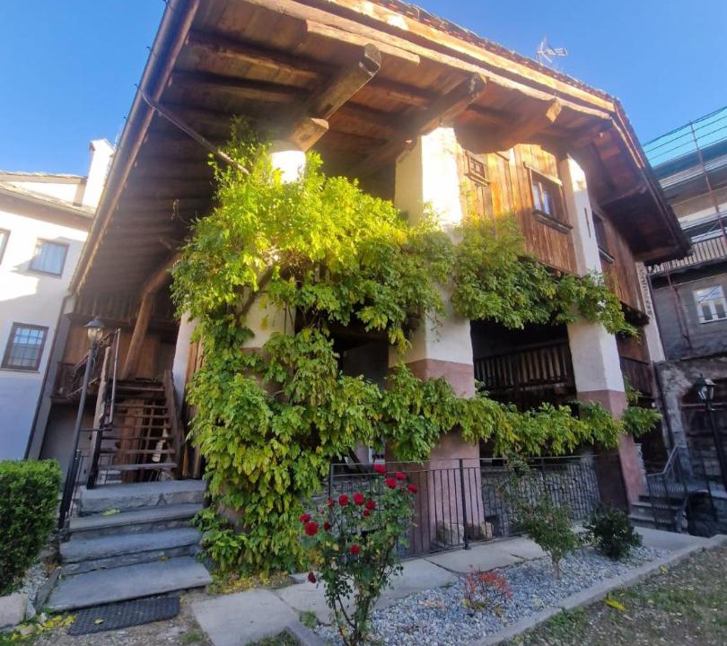 Photo of Others in Aosta