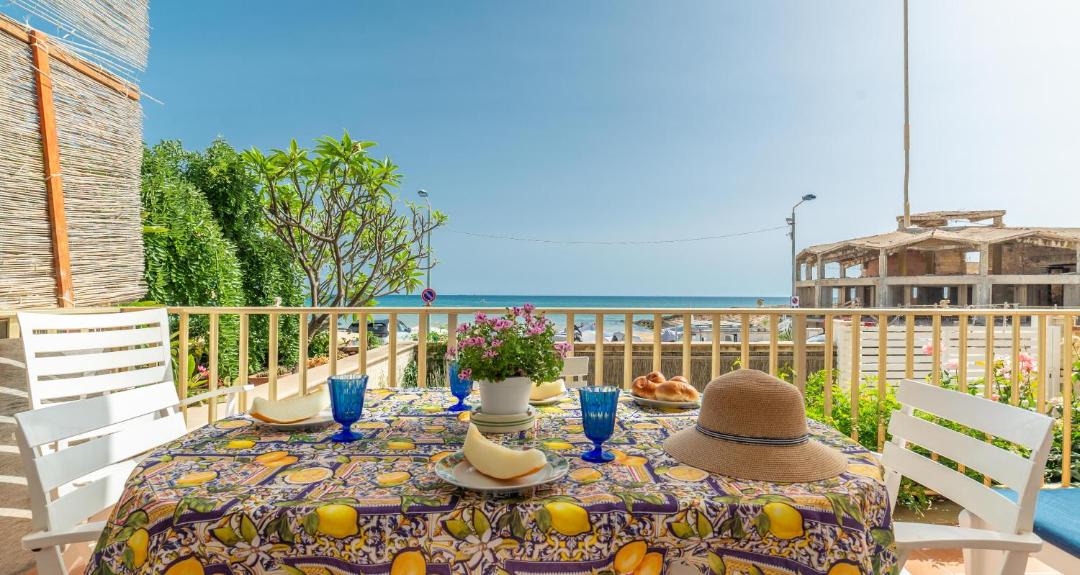 Photo of Patio Balcony in Cava dʼAliga