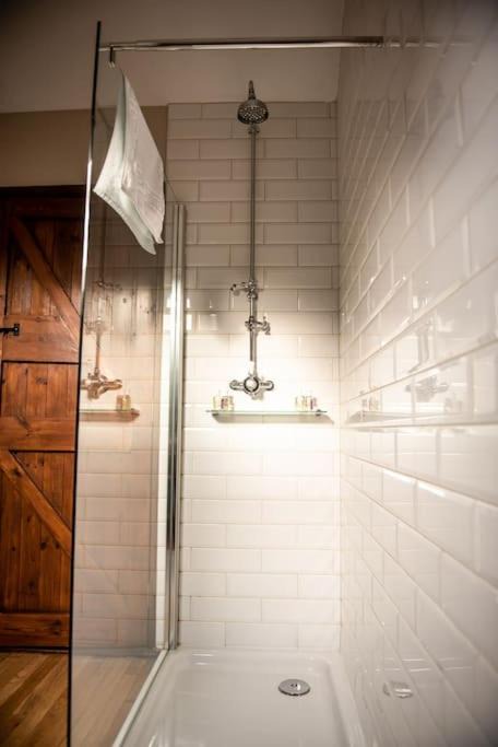 Photo of Bathroom in Bailliesmill