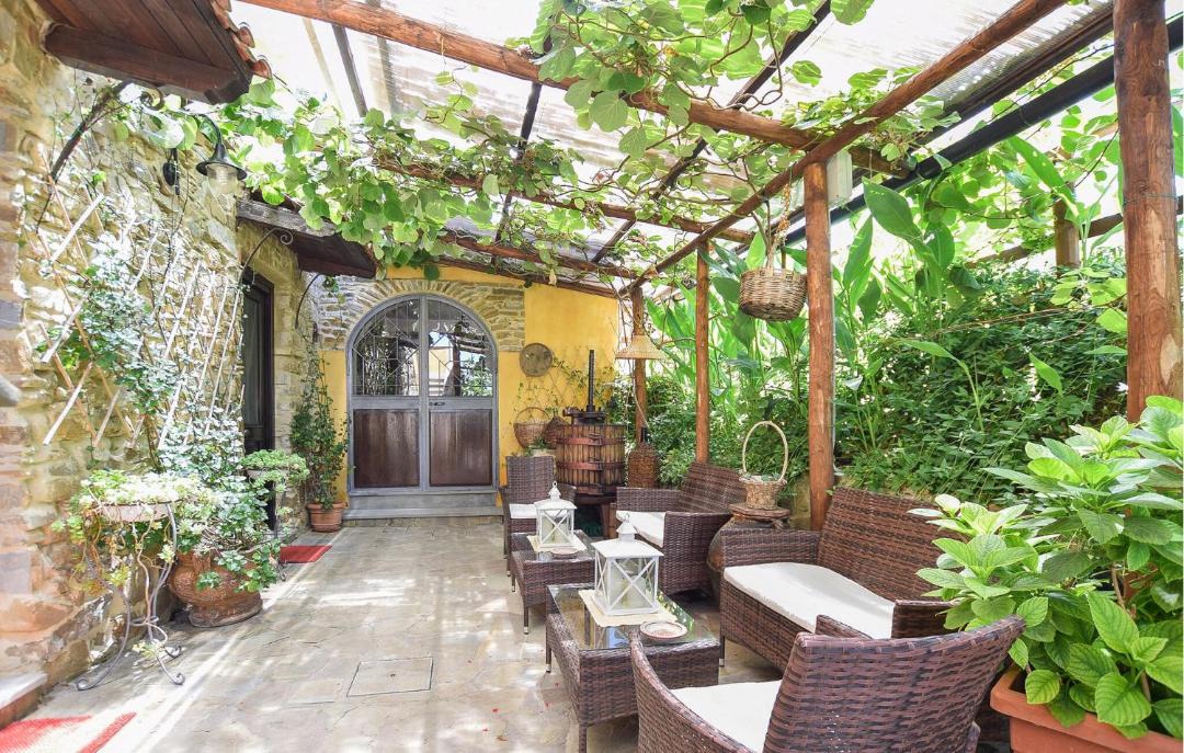 Photo of Patio Balcony in Laureana Cilento