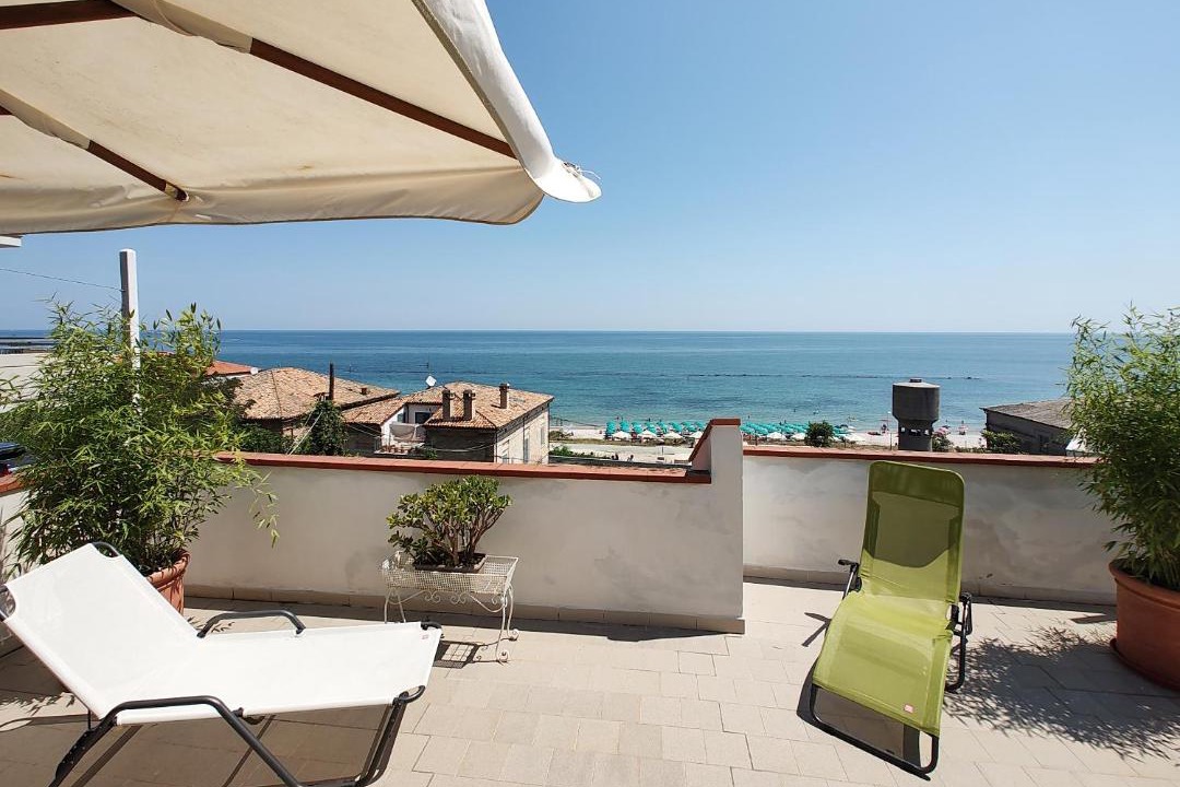 Photo of Patio Balcony in Fossacesia Marina