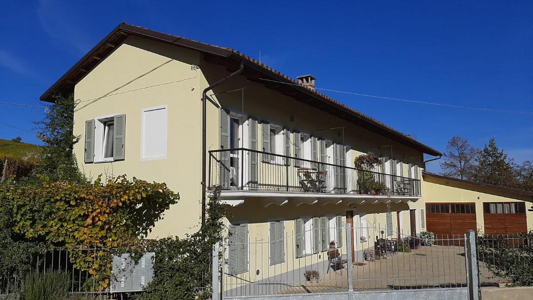 Photo of Others in Barolo