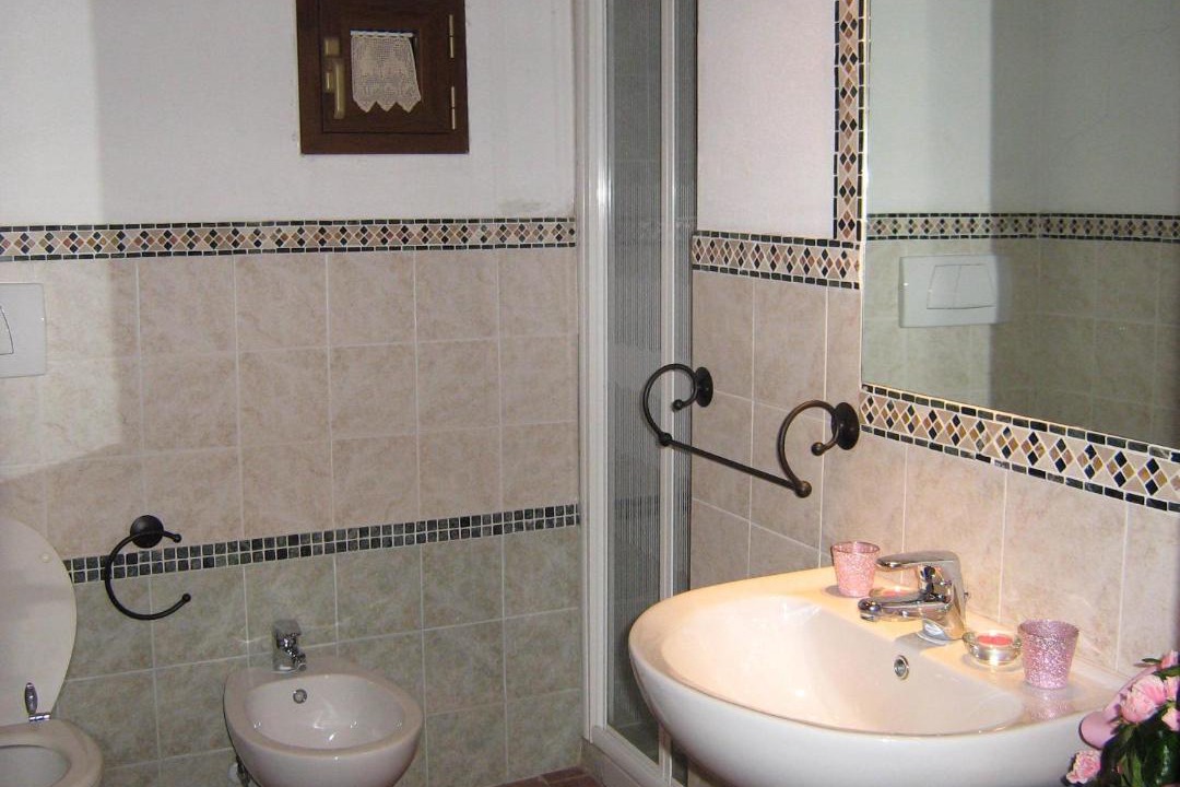 Photo of Bathroom in Torre A Castello