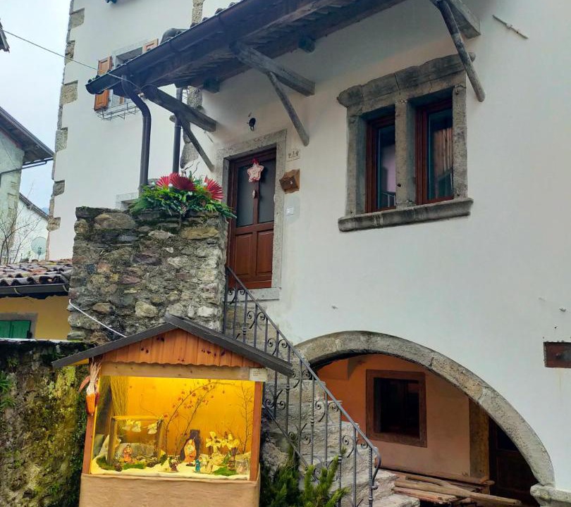 Photo of Buildings in Sutrio