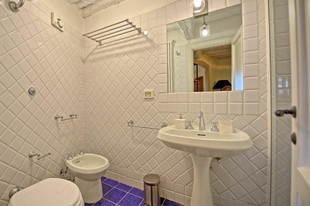 Photo of Bathroom in Montegufoni