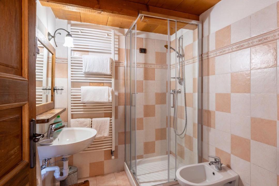Photo of Bathroom in Valtournenche