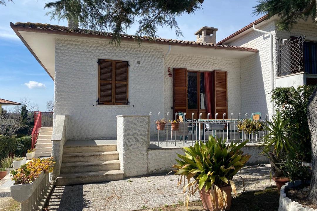 Photo of Buildings in Numana