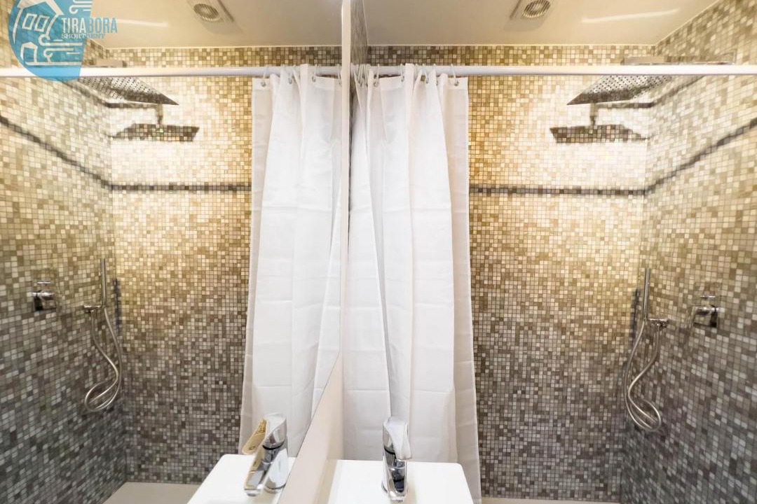 Photo of Bathroom in Altipiano Est