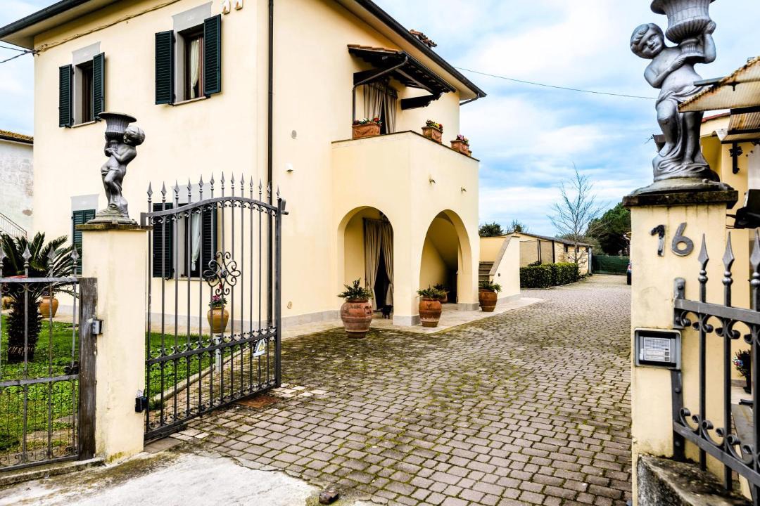 Photo of Buildings in San Giuliano Terme